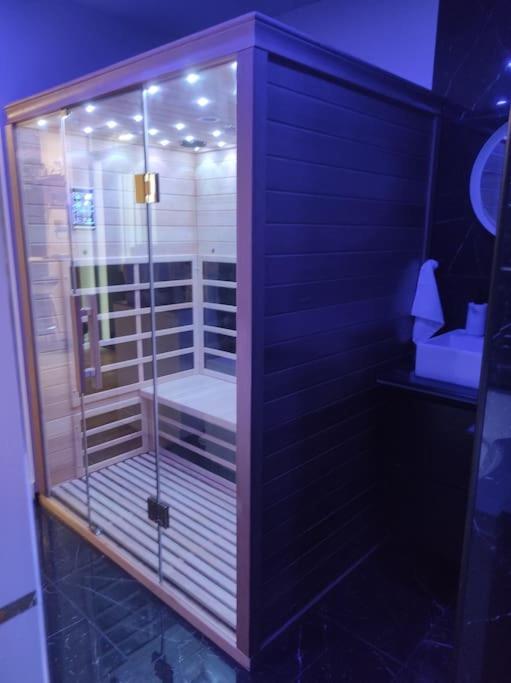 Sauna, Jacuzzi, Terrasse Et Parking